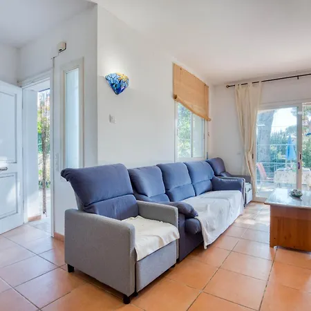 Lluisa * L' Escala