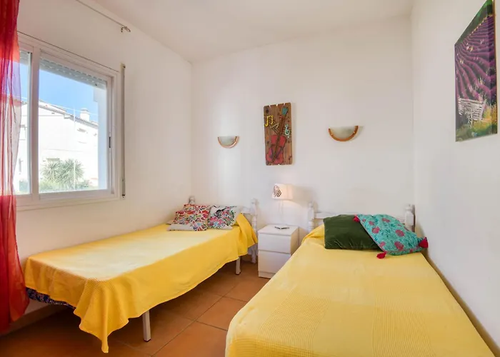 Lluisa * L' Escala