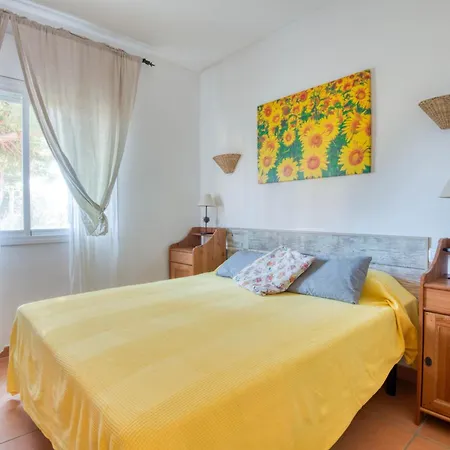 Nyaraló Lluisa L' Escala
