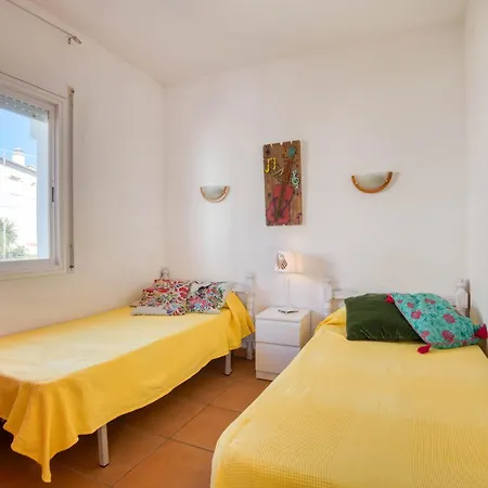Lluisa * L' Escala